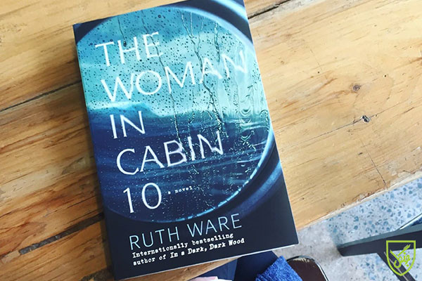 رمان The Woman in Cabin 10 برای سطح بالاتر از متوسط